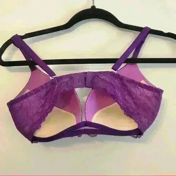 Victoria’s Secret Purple Lace Biofit Push Up Bra 34D - Picture 2 of 4